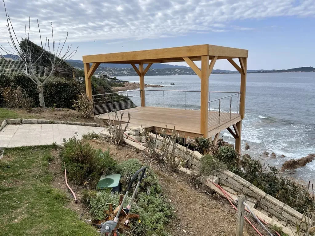 Terrasse en bord de mer